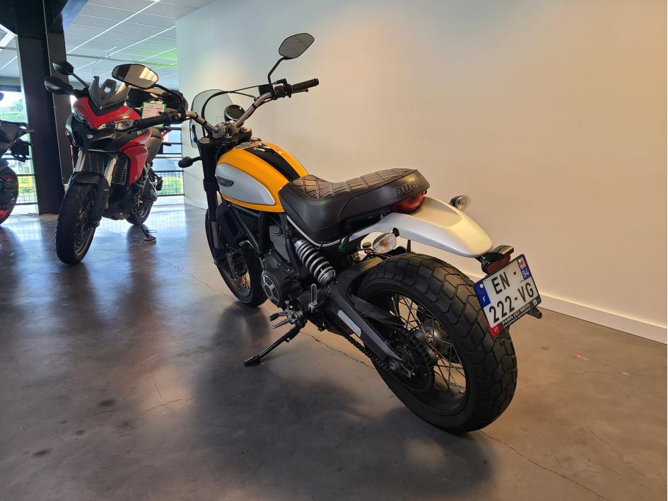 DUCATI SCRAMBLER 800 classic