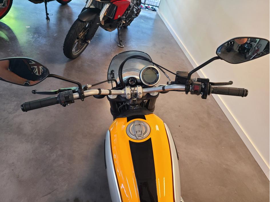 DUCATI SCRAMBLER 800 classic