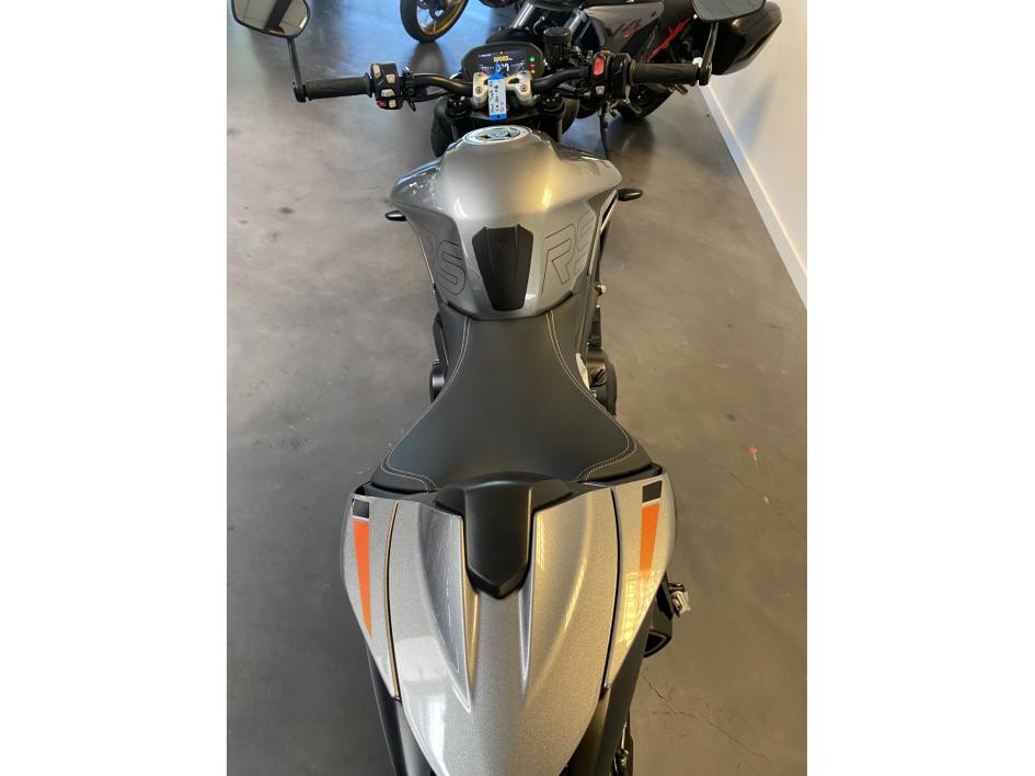 TRIUMPH STREET TRIPLE 765 RS