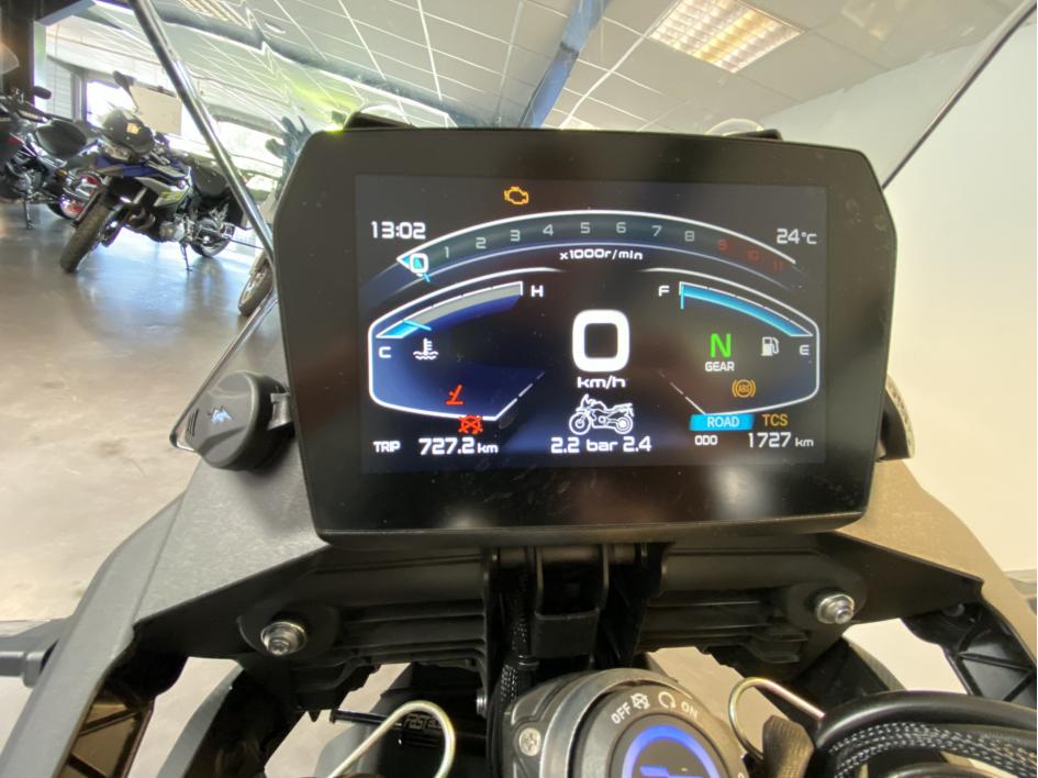 VOGE DS900x