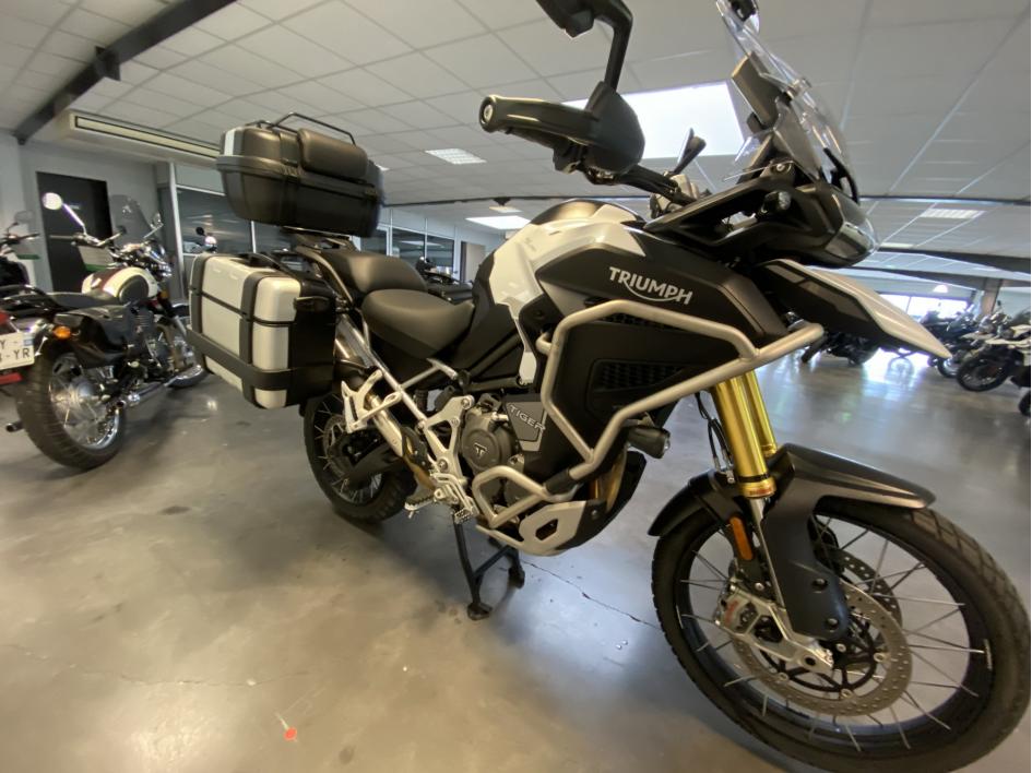 TRIUMPH TIGER 1200 EXPLORER
