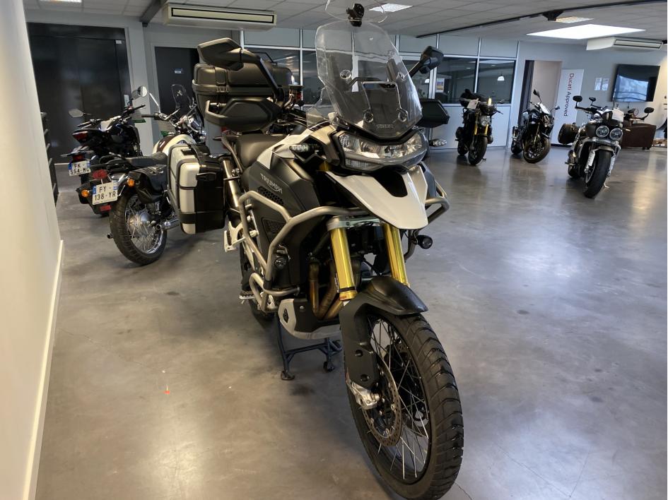 TRIUMPH TIGER 1200 EXPLORER