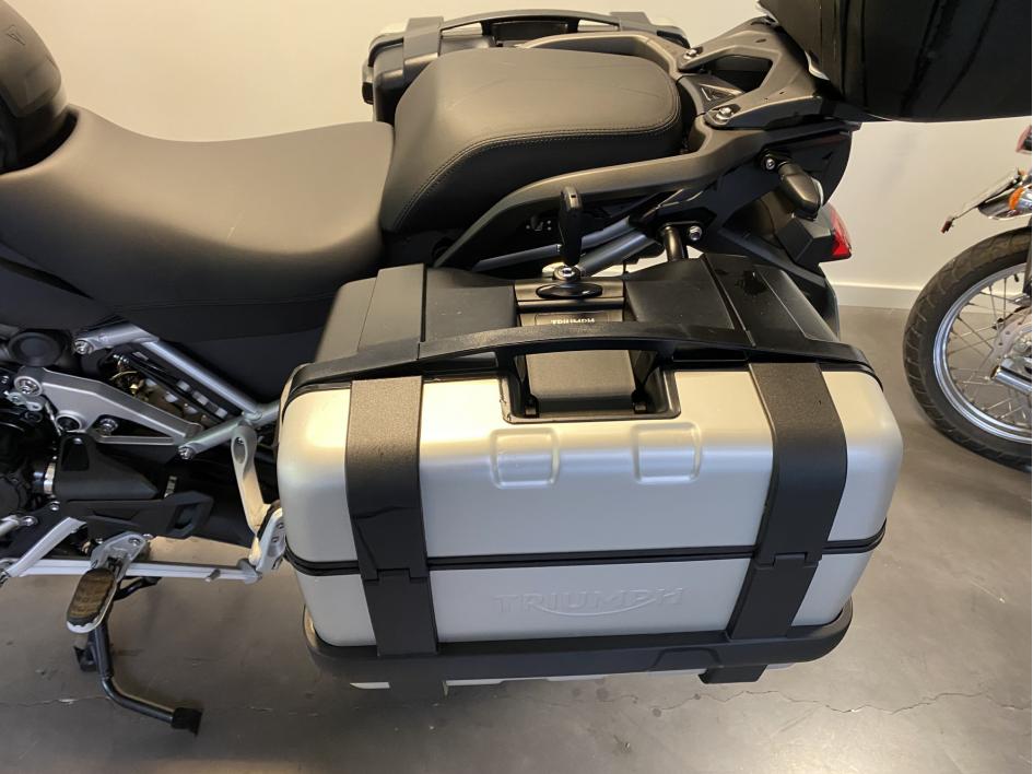 TRIUMPH TIGER 1200 EXPLORER