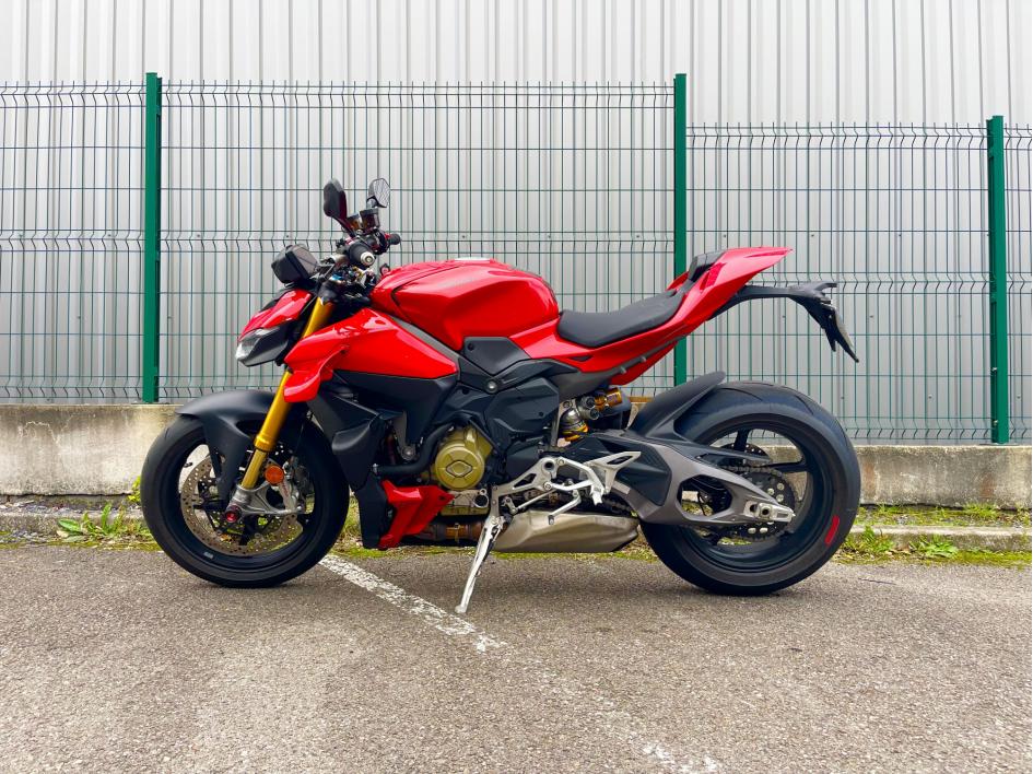 DUCATI STREETFIGHTER V4S