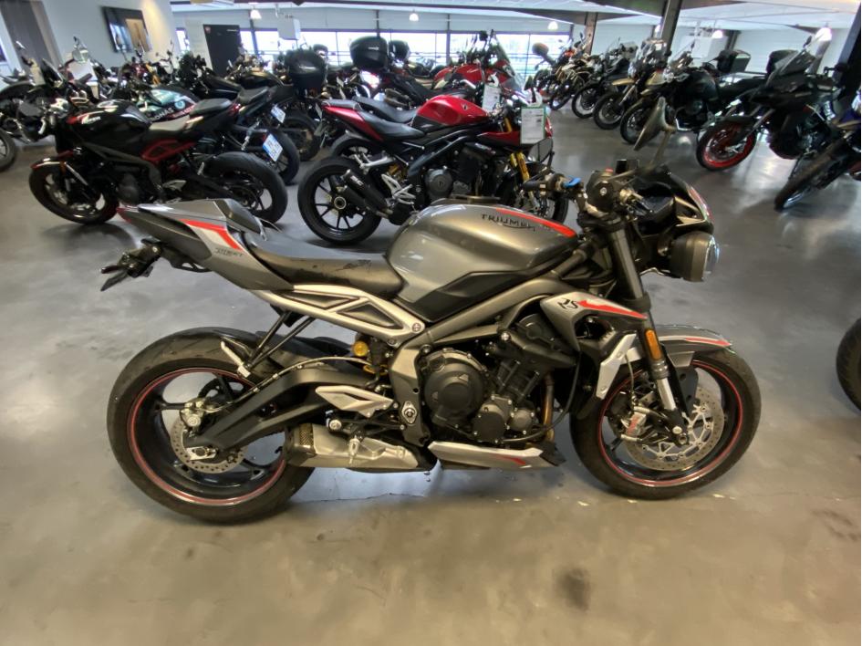 TRIUMPH STREET TRIPLE 765 RS