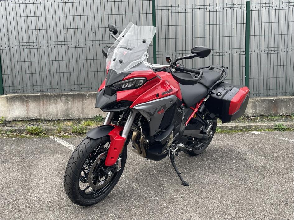 DUCATI MULTISTRADA V4 S TRAVEL RADAR