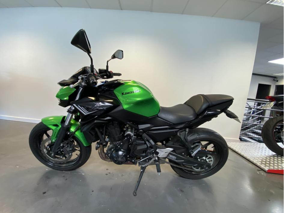 KAWASAKI Z650 