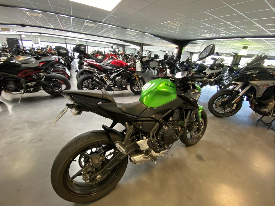 KAWASAKI Z650 