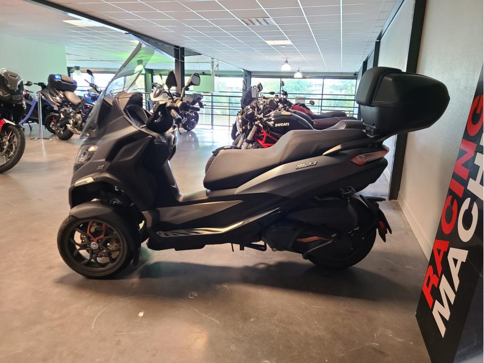 PIAGGIO MP3 530 HPE EXCLUSIVE