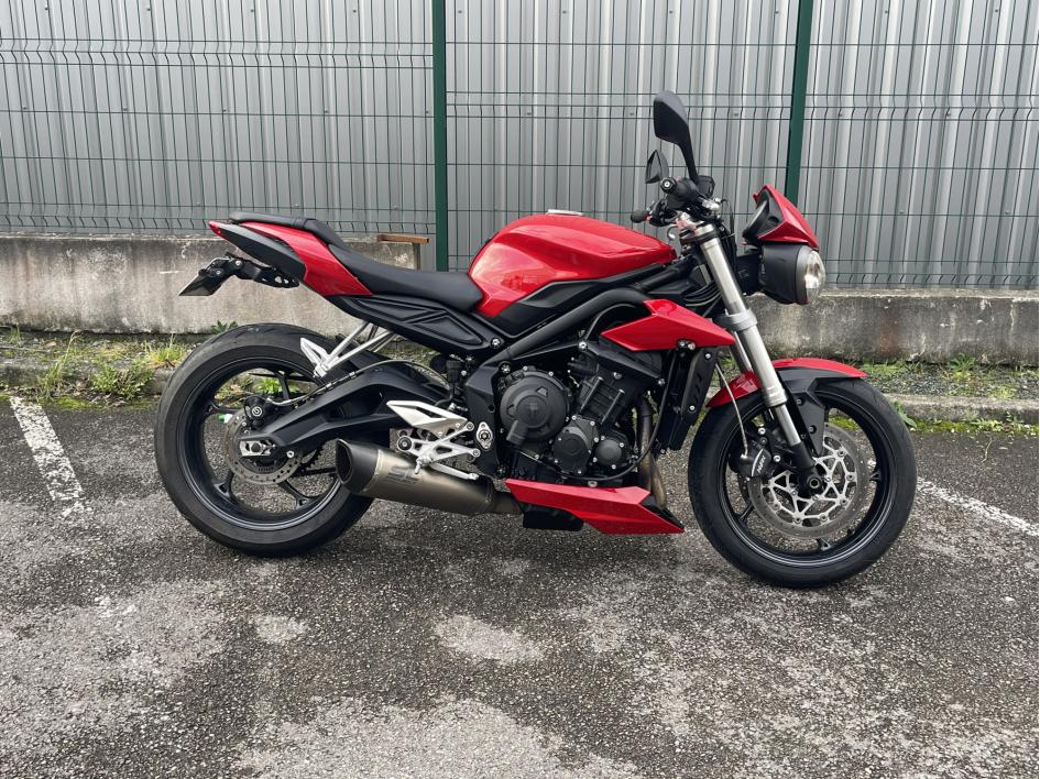 TRIUMPH STREET TRIPLE 660 S