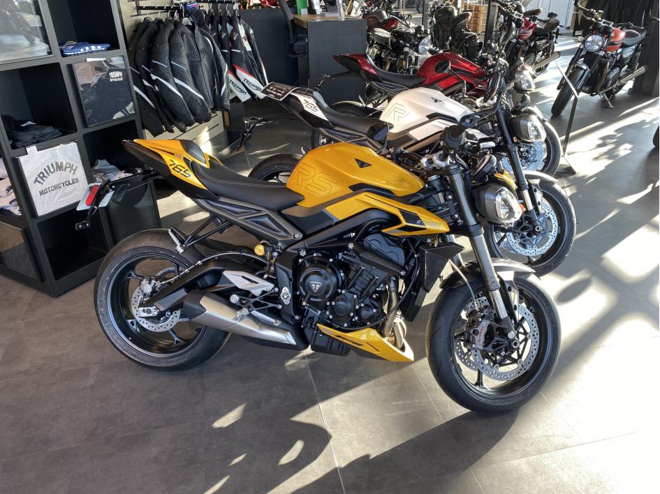 TRIUMPH STREET TRIPLE 765 RS