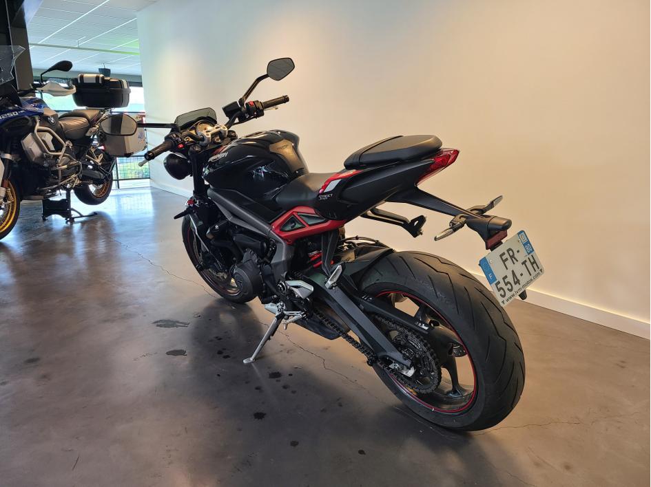 TRIUMPH STREET TRIPLE 765 R