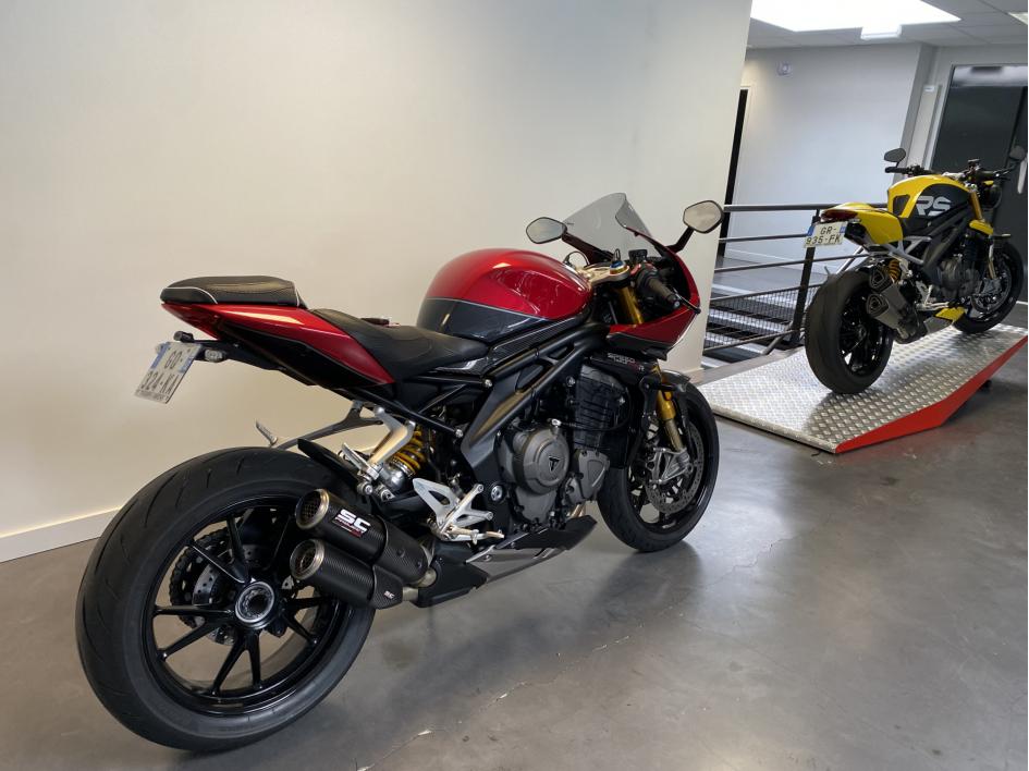 TRIUMPH SPEED TRIPLE 1200 RR