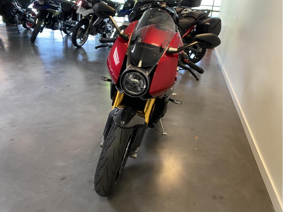 TRIUMPH SPEED TRIPLE 1200 RR