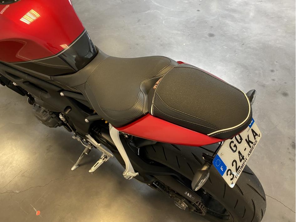 TRIUMPH SPEED TRIPLE 1200 RR