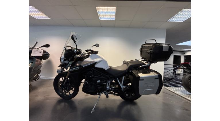 TRIUMPH TIGER 1200 EXPLORER