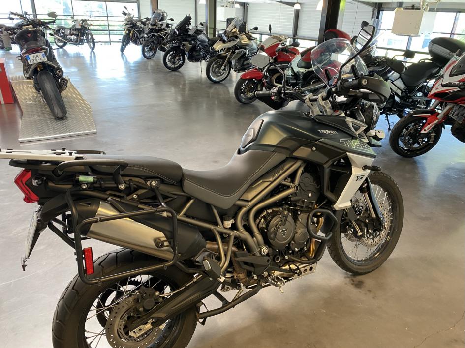 TRIUMPH TIGER 800 XCA