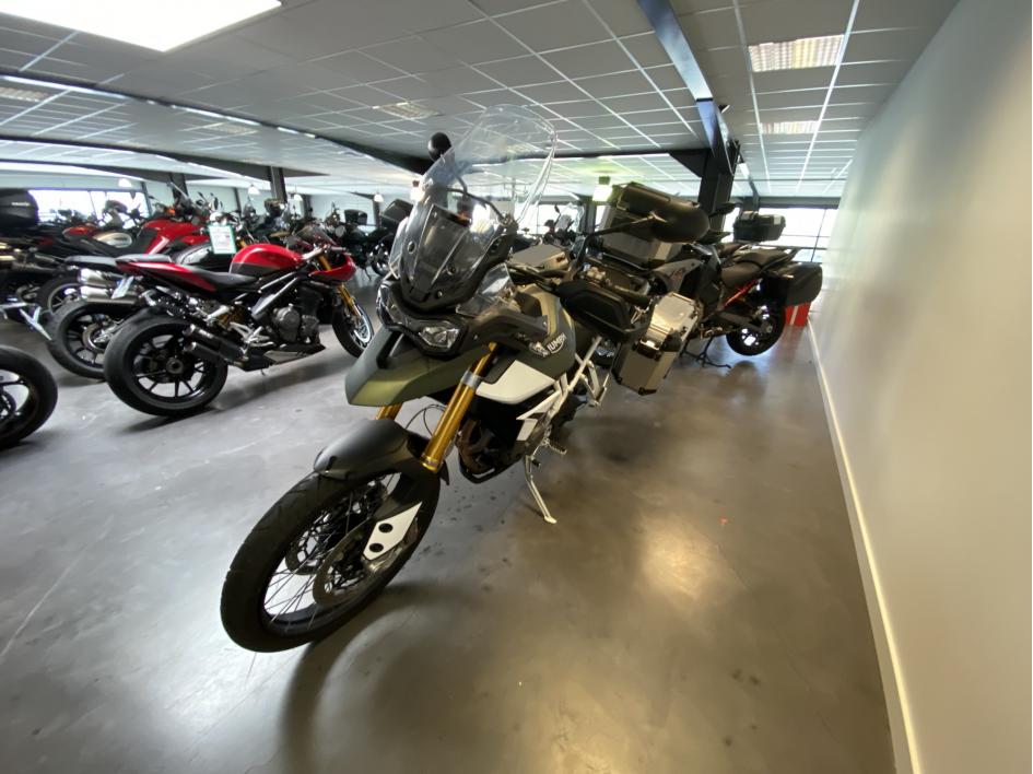 TRIUMPH TIGER 900 RALLY