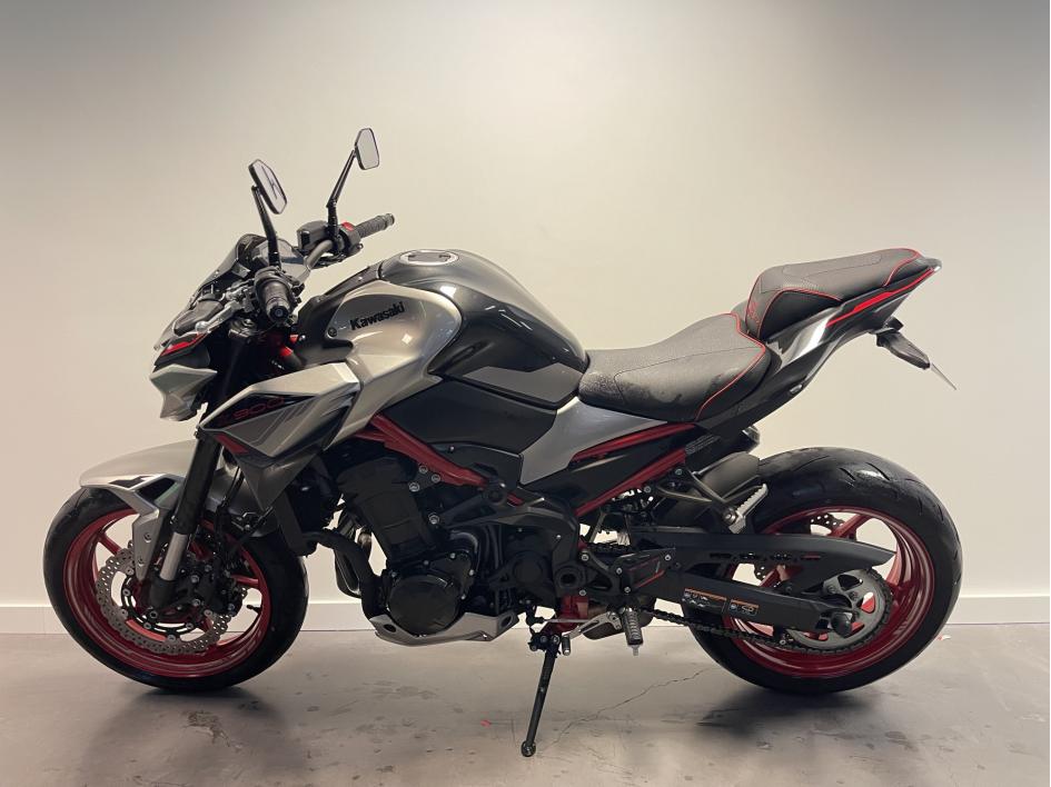 KAWASAKI Z900 A2