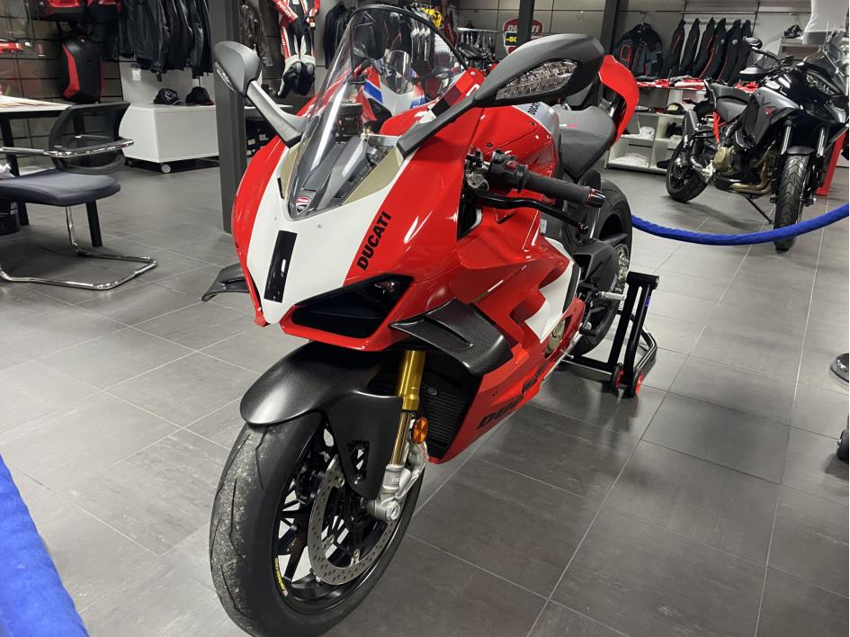 DUCATI PANIGALE V4 R