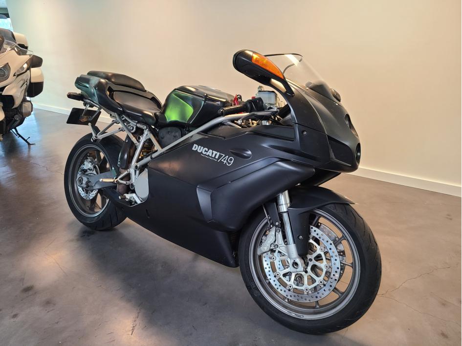 DUCATI 749 DARK