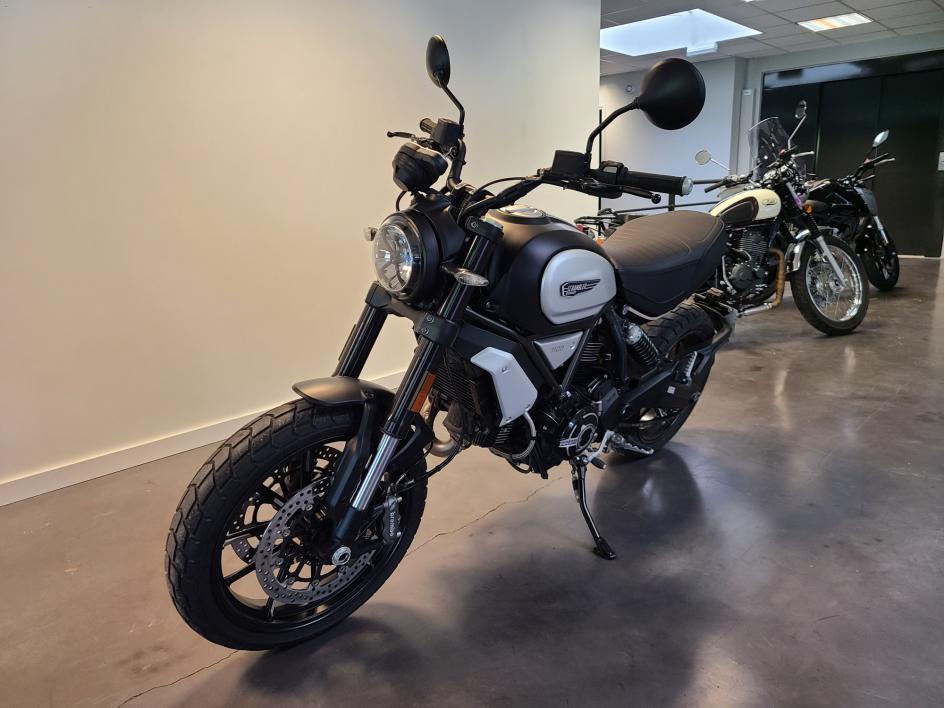 DUCATI SCRAMBLER 1100 DARK