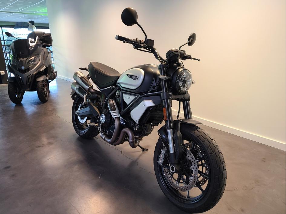 DUCATI SCRAMBLER 1100 DARK