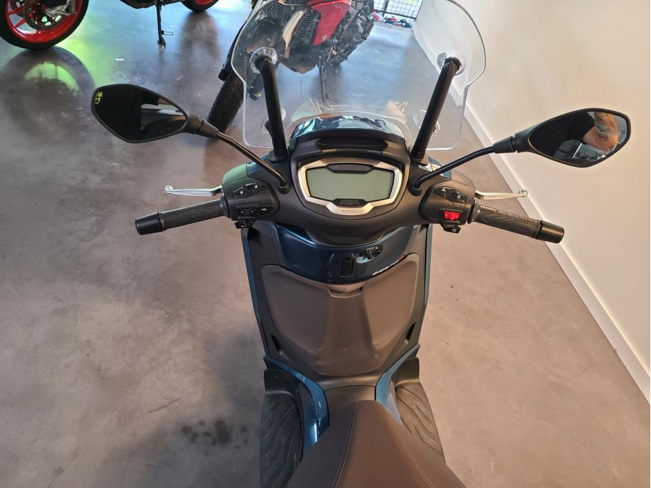 PIAGGIO BEVERLY 400