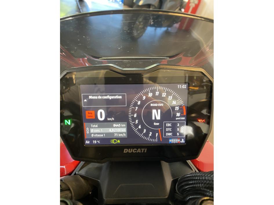 DUCATI STREETFIGHTER V4S