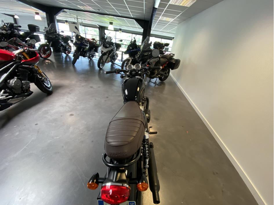 TRIUMPH Bonneville T120 Black