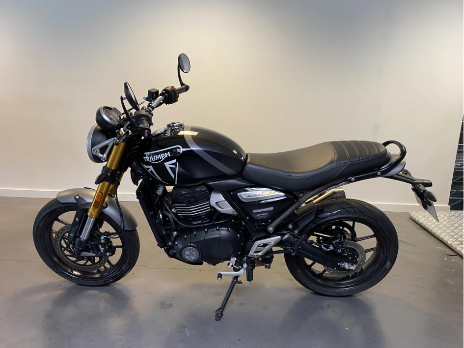TRIUMPH SPEED 400