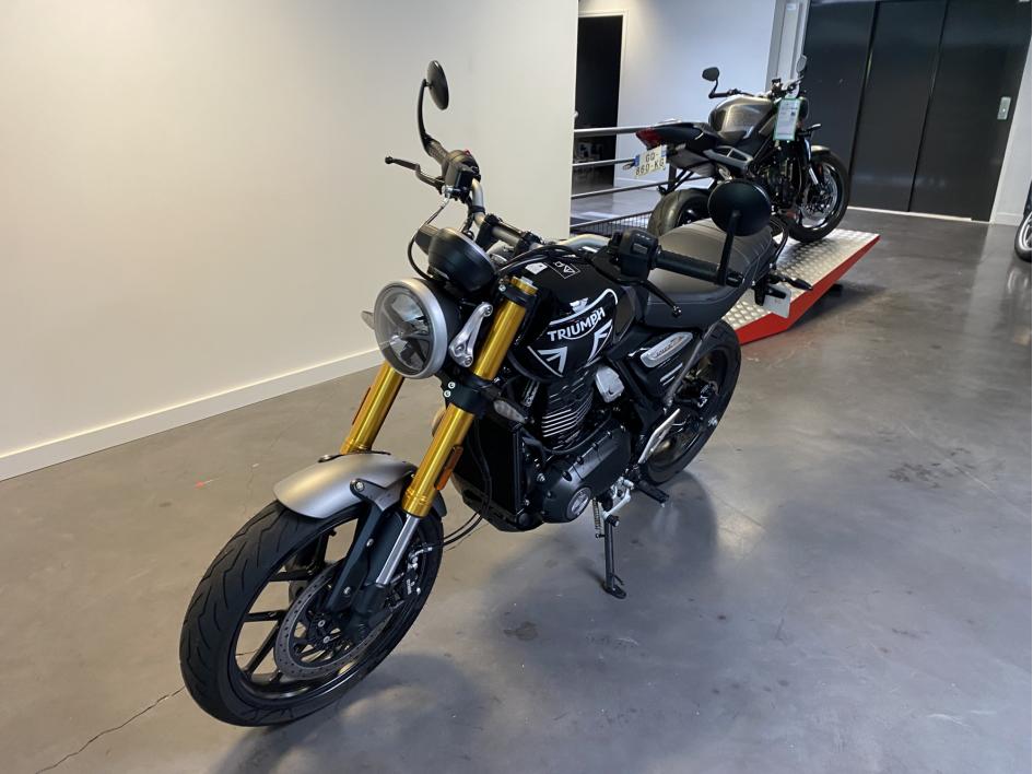 TRIUMPH SPEED 400