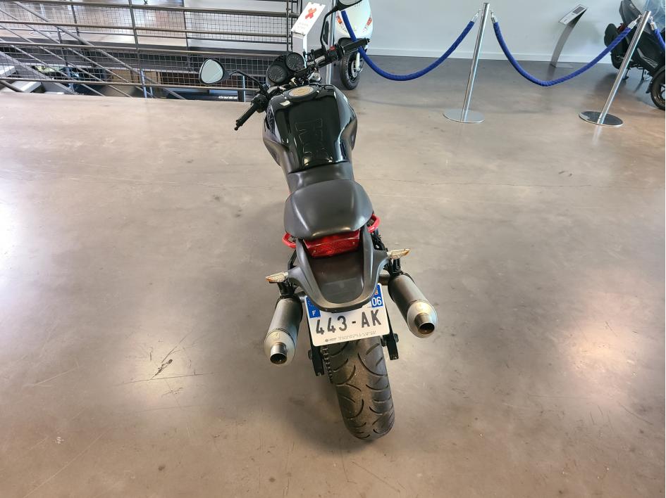 DUCATI 695 MONSTER
